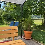 Holzhaus Mit Trailer Lasse Seele Baumeln Camping