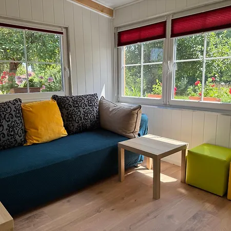 Holzhaus Mit Trailer Lasse Seele Baumeln * Wettringen (Bavaria)