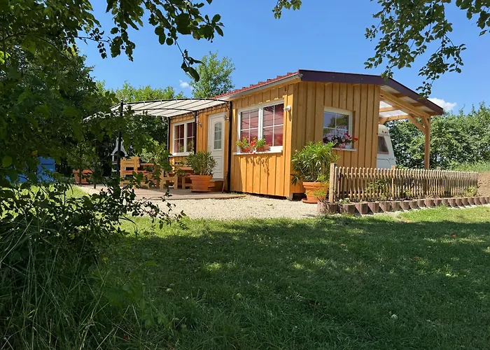 Holzhaus Mit Trailer Lasse Seele Baumeln *